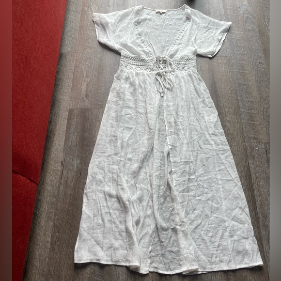 Beach cover up - Picture 3 of 3